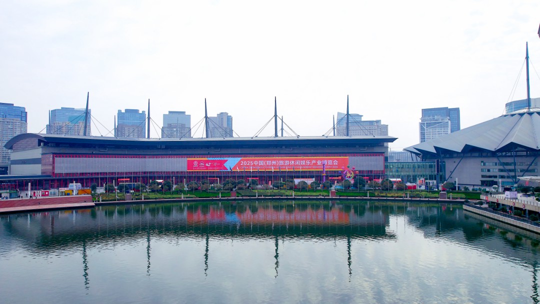 智趣出行，悦动未来！亿万先生MR观光车亮相2025中国（郑州）旅游休闲娱乐产业博览会