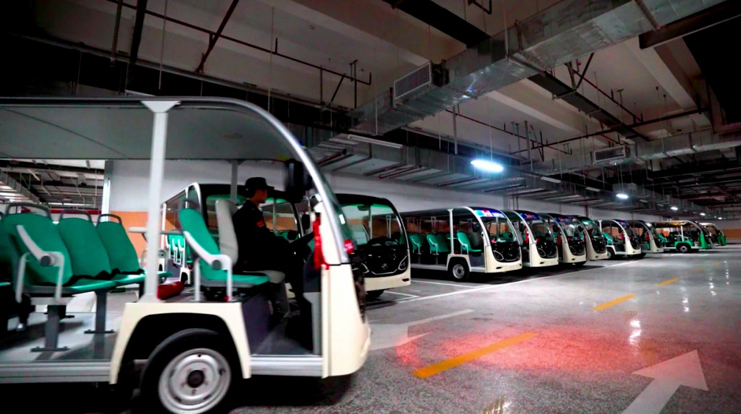 智趣出行，悦动未来！亿万先生MR观光车亮相2025中国（郑州）旅游休闲娱乐产业博览会