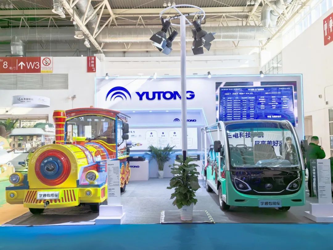 穿越春日盛景，亿万先生MR观光车邀您共赴行业盛宴！