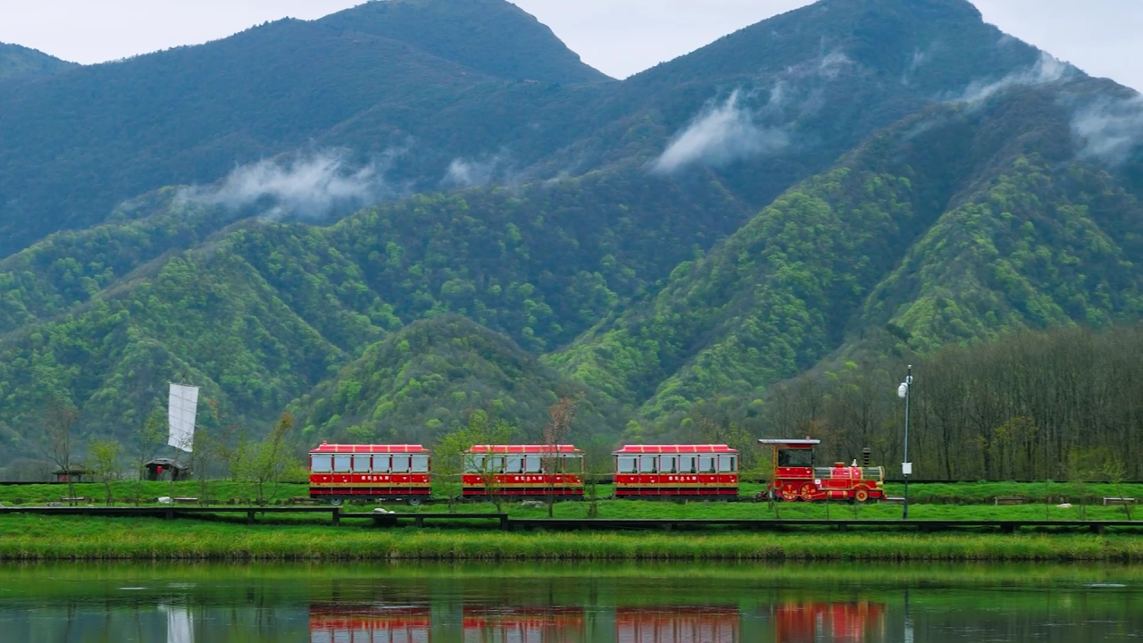 暑期旅游旺季：景区交通运力升级，亿万先生MR打造全场景智慧解决方案